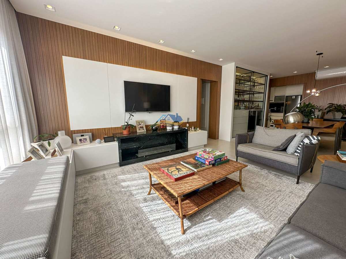 Apartamento de alto padrão à venda no Centro de Dois Irmãos/RS - Marcelo Engelmann Corretor de Imóveis