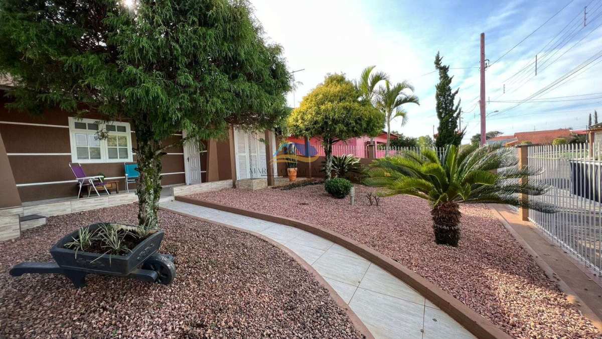 Casa à venda em no bairro Moinho Velho, em Dois Irmãos - Marcelo Engelmann Corretor de Imóveis