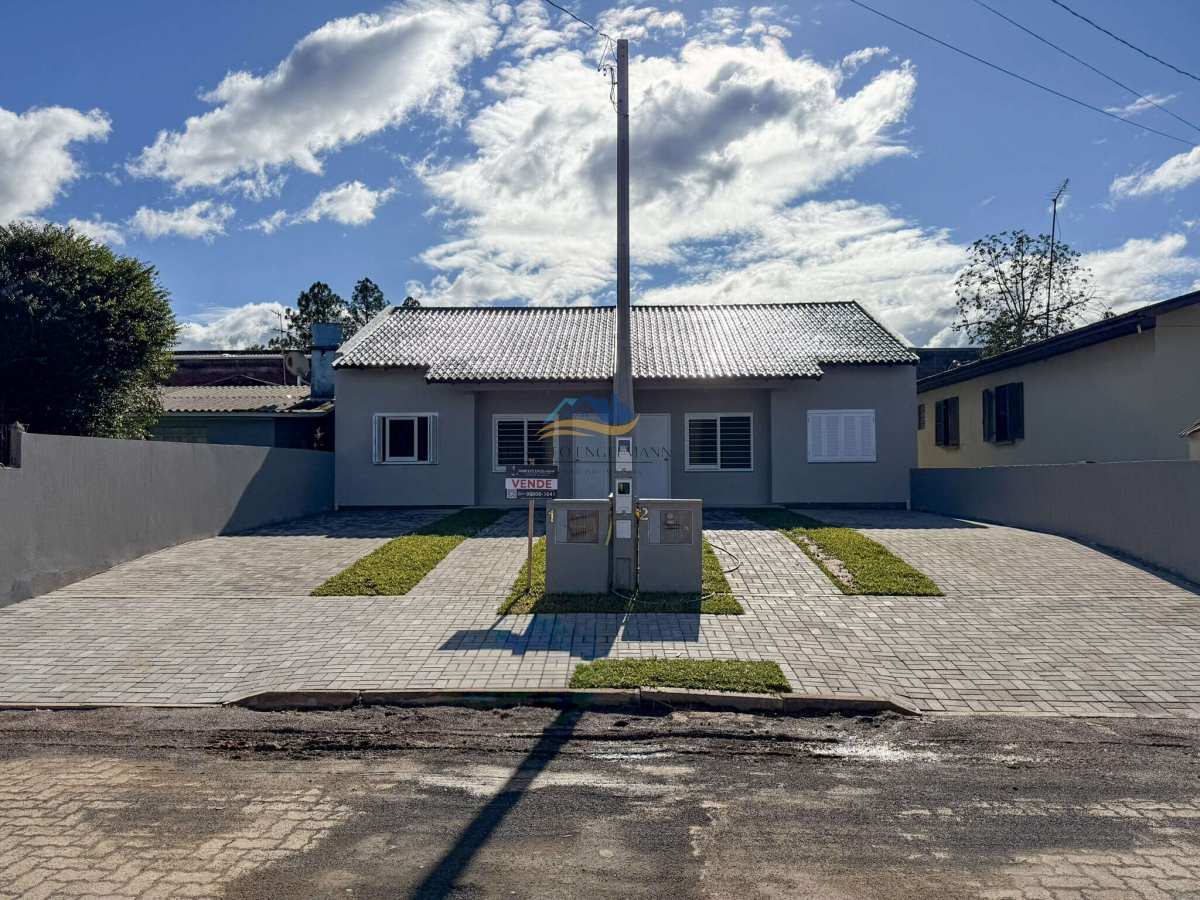 Casa à venda em Dois Irmãos, no bairro União, com 2 quartos, 64,24 m² - Marcelo Engelmann Corretor de Imóveis
