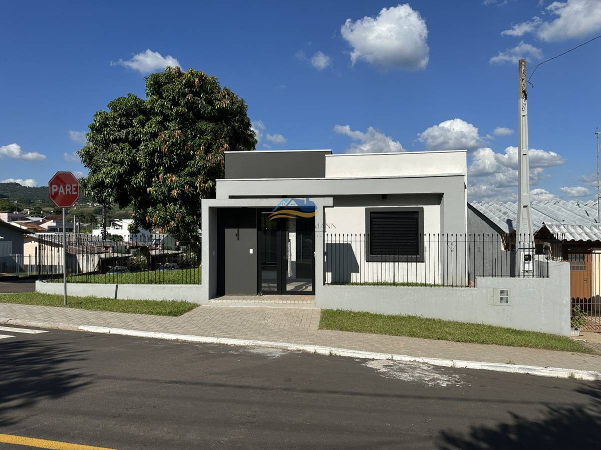 Casa de esquina à venda no bairro Vale Verde em Dois Irmãos/RS - Marcelo Engelmann Corretor de Imóveis