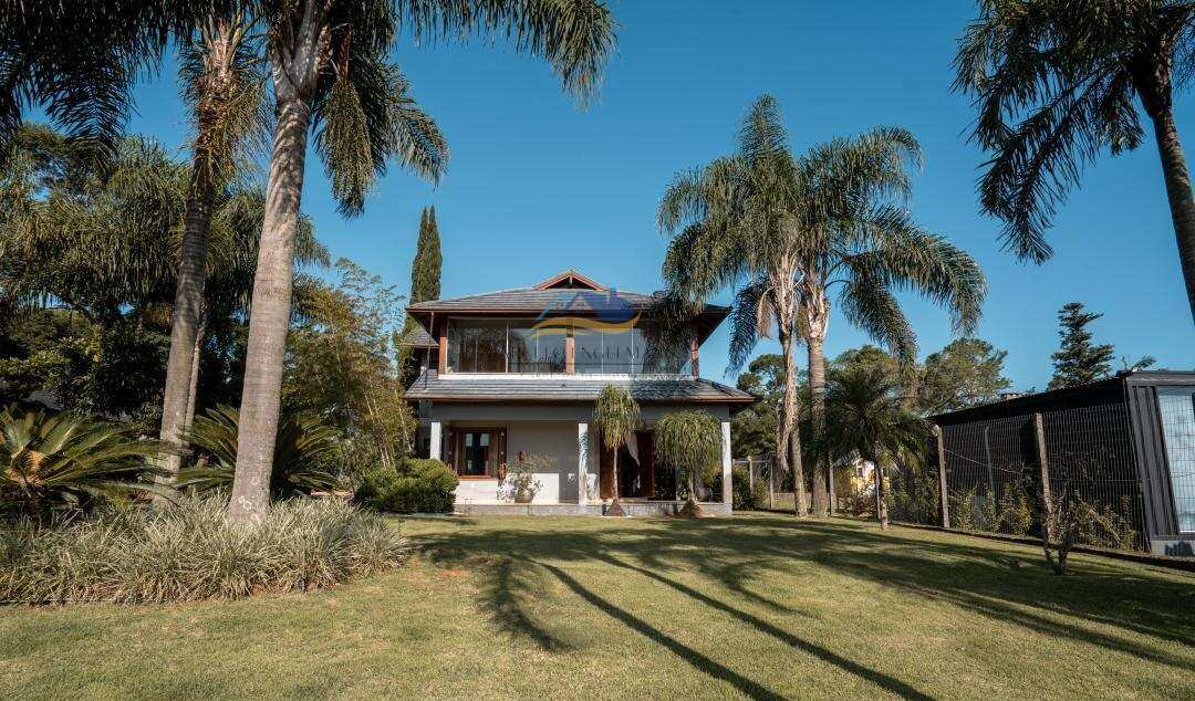 Casa de alto padrão à venda no bairro Travessão em Dois Irmãos
