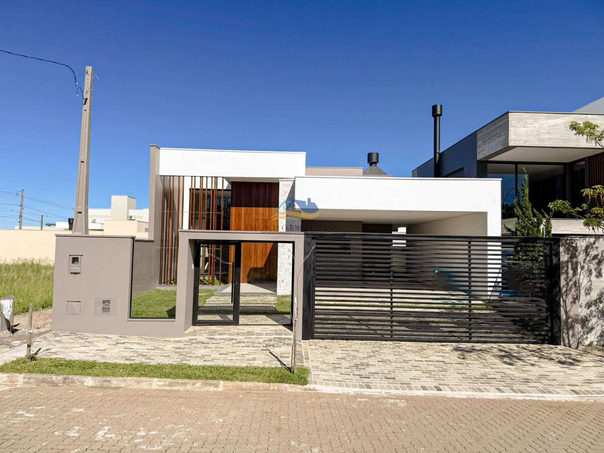 Casa de Alto Padrão à venda no Residencial da Montanha, em Dois Irmãos