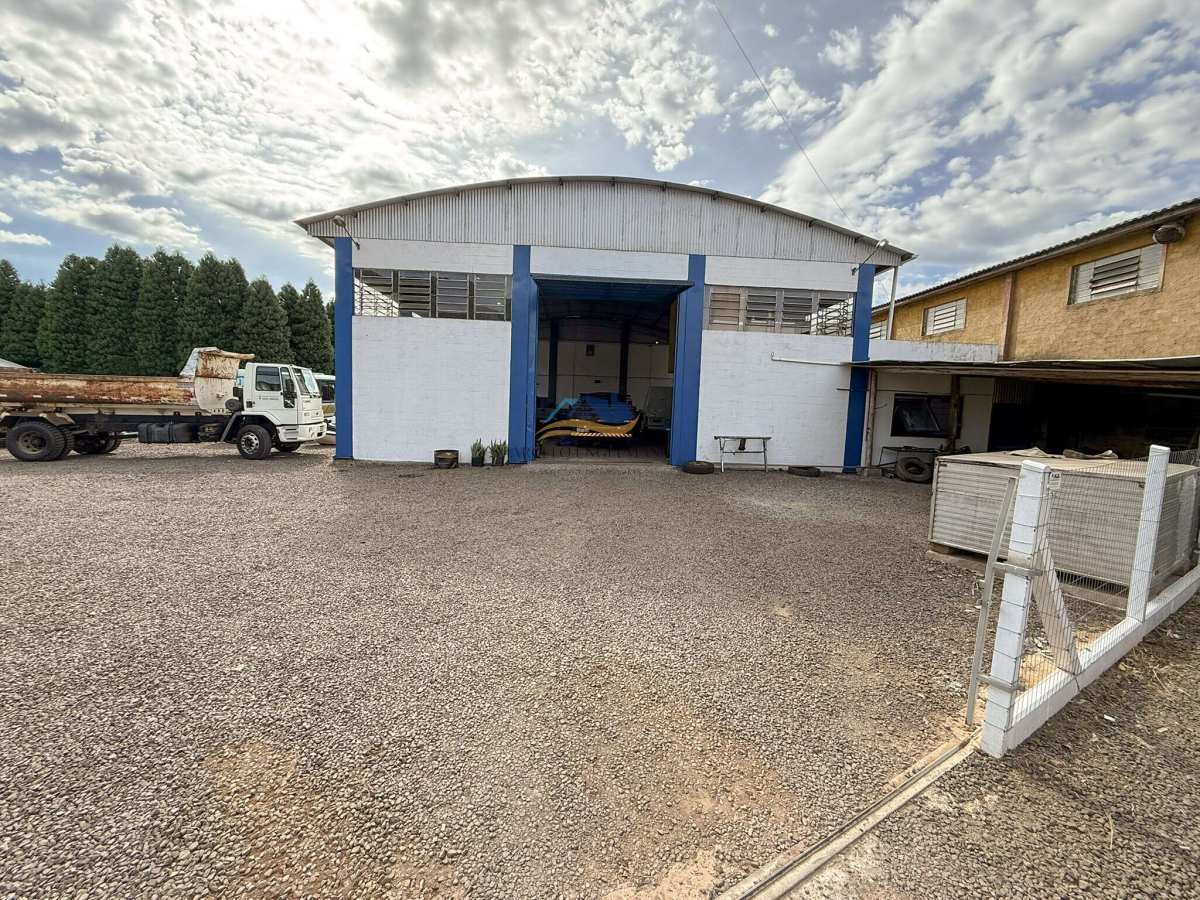 Prédio comercial à venda em Morro Reuter, Centro, 347,71m²